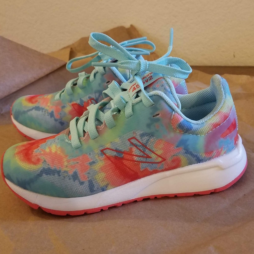 Girls New Balace Sneakers